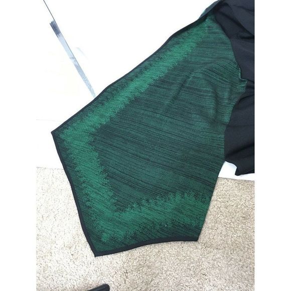 Ming Wang Elegant Green and Black Women's Top - Picture 12 of 12